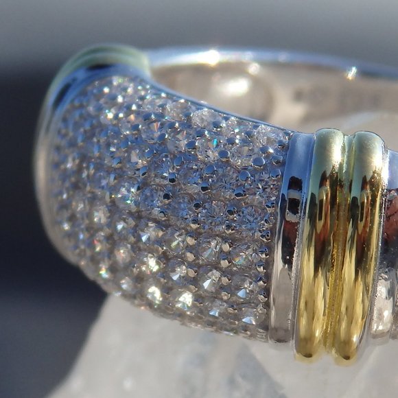 Silver band ring with multiple cz's.  size 6. - Picture 9 of 9